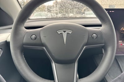 2025 Tesla Model Y Performance