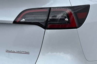 2025 Tesla Model Y Performance