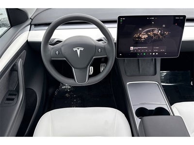 2025 Tesla Model Y Performance