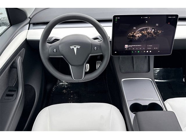 2025 Tesla Model Y Performance