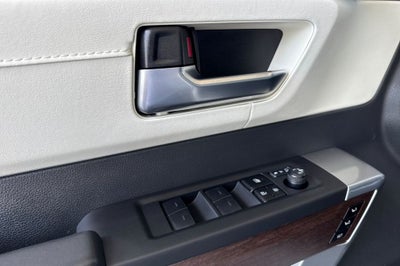 2025 Toyota Sequoia Capstone