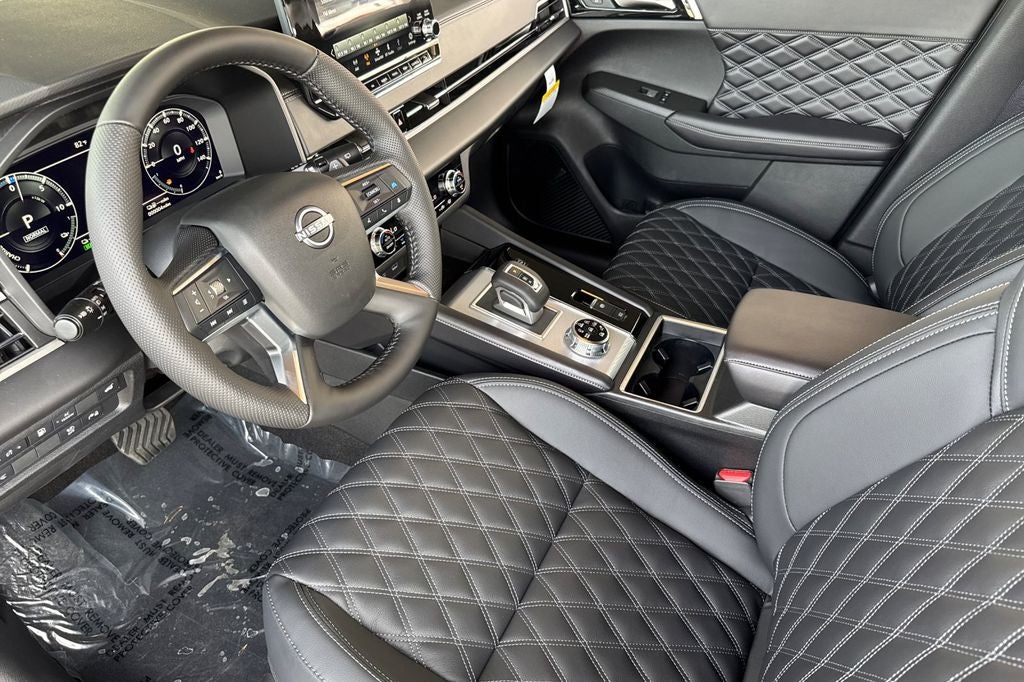 2026 Nissan Rogue Plug-In Hybrid Platinum