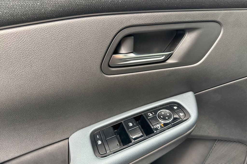 2026 Nissan LEAF S+