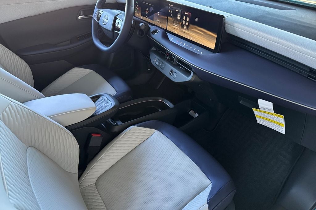 2026 Nissan LEAF Platinum+