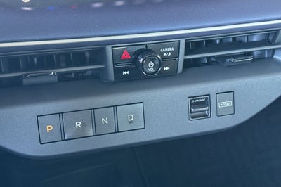 2026 Nissan LEAF Platinum+