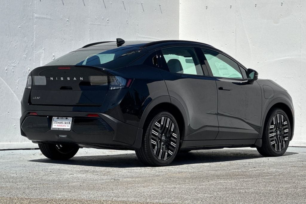 2026 Nissan LEAF Platinum+