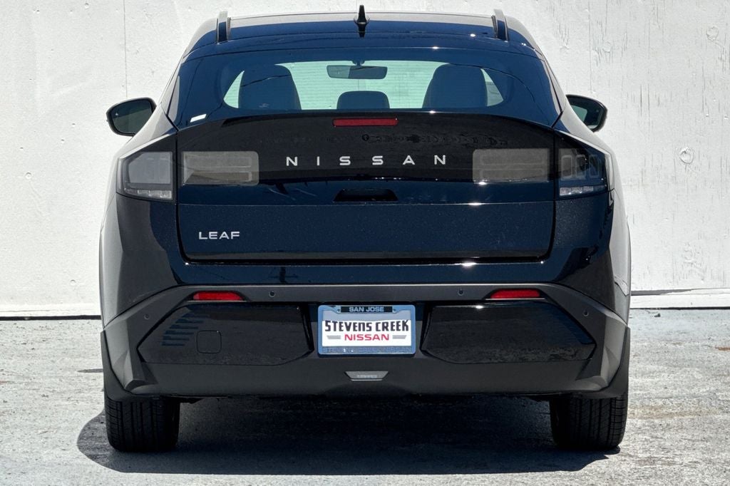 2026 Nissan LEAF Platinum+