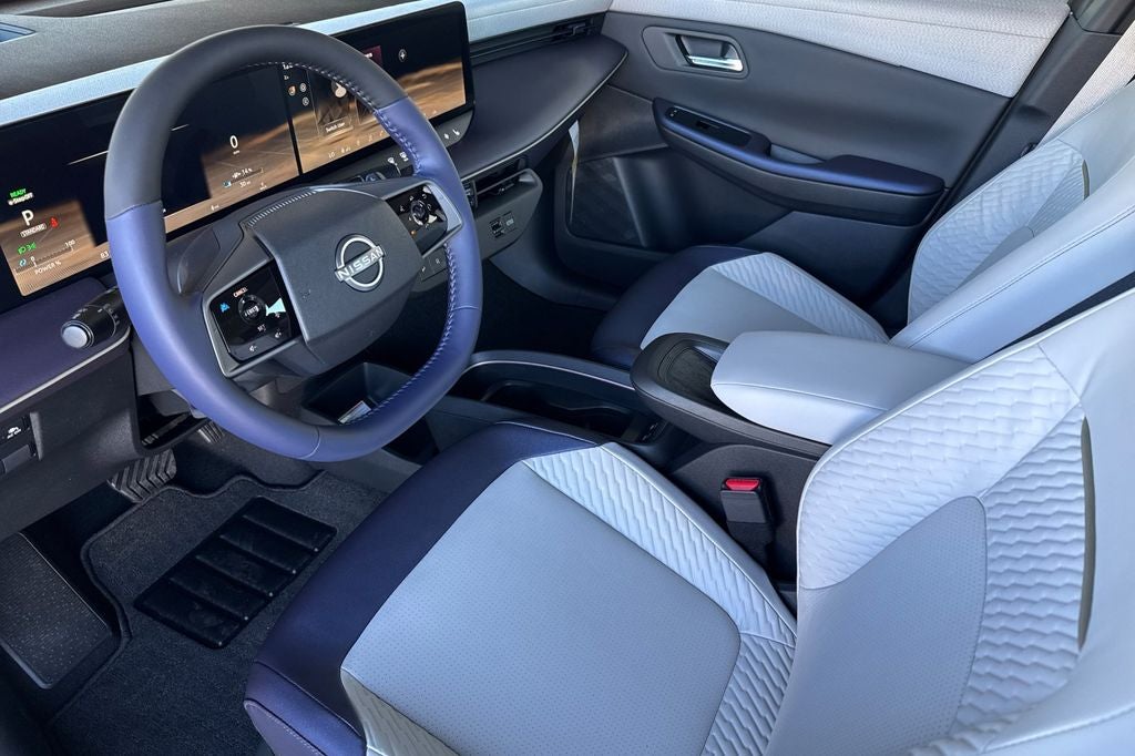 2026 Nissan LEAF Platinum+
