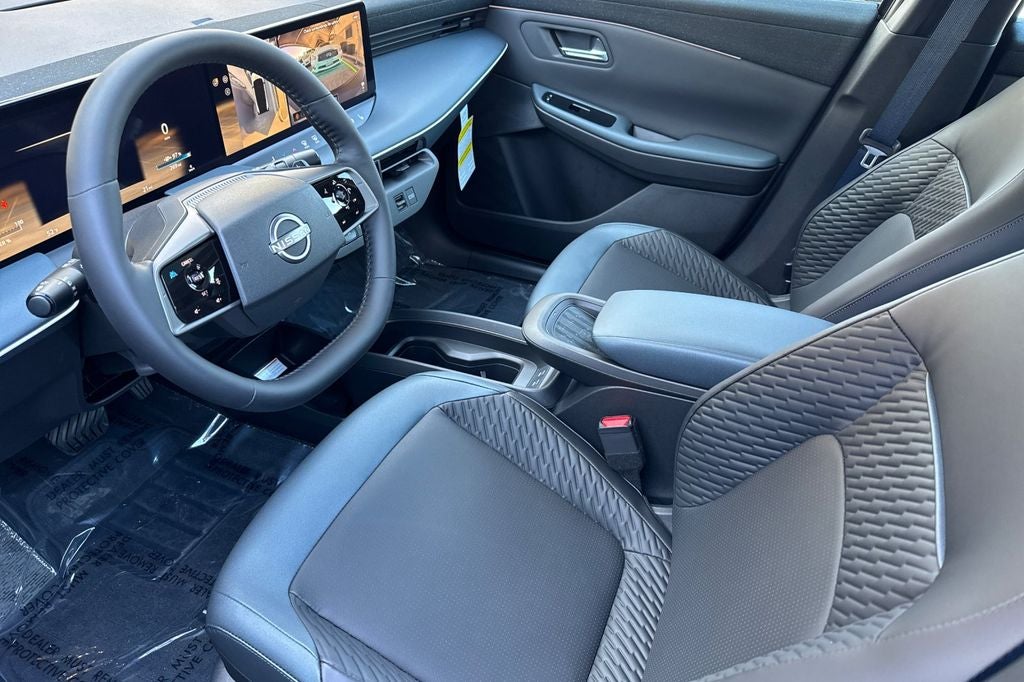 2026 Nissan LEAF Platinum+