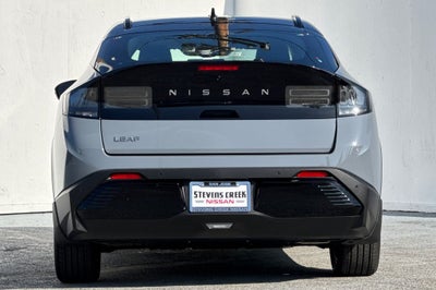 2026 Nissan LEAF Platinum+