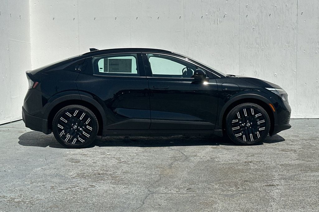 2026 Nissan Leaf PLATINUM+