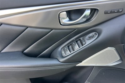 2017 INFINITI Q50 Premium