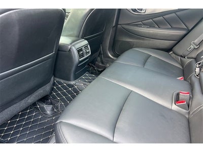 2017 INFINITI Q50 Premium