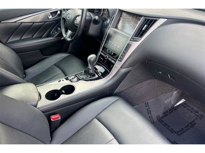 2017 INFINITI Q50 Premium