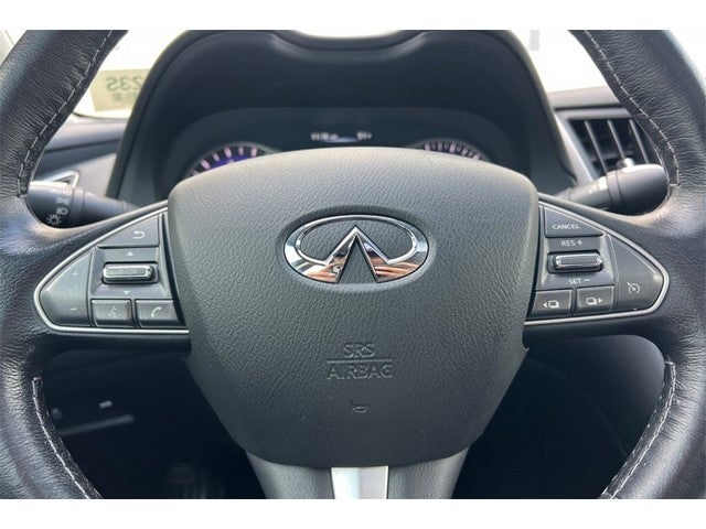 2017 INFINITI Q50 Premium