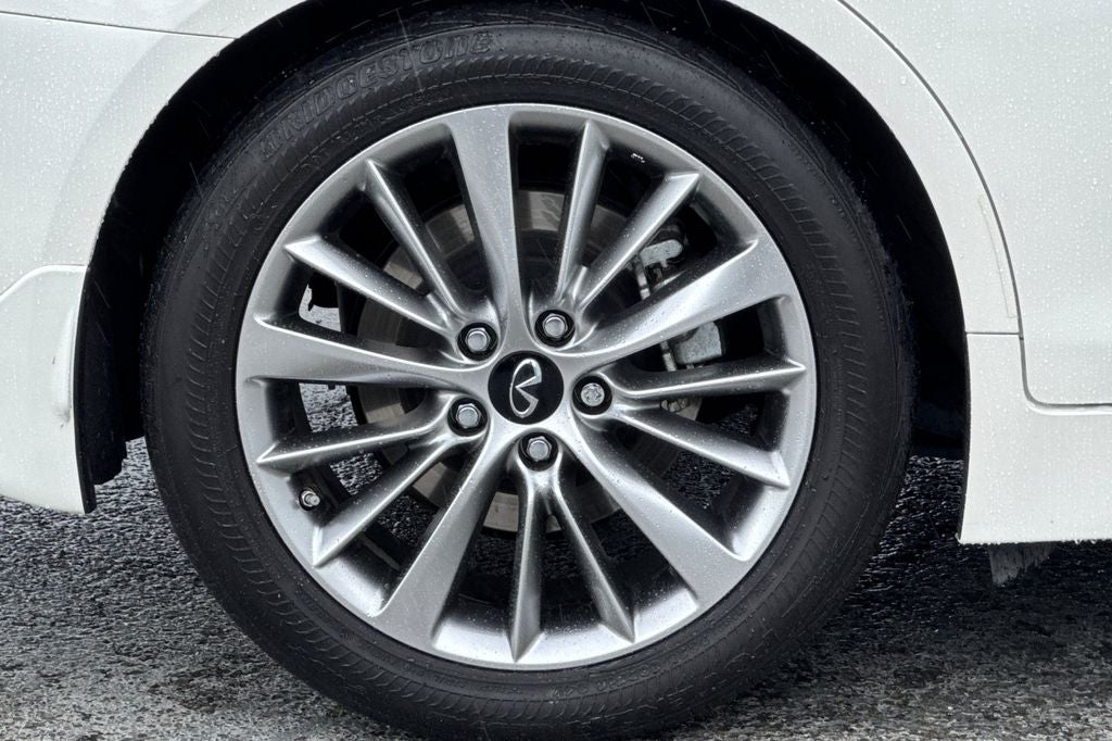 2023 INFINITI Q50 LUXE AWD