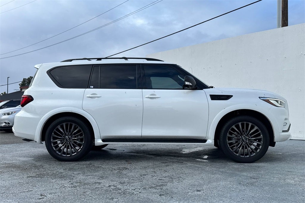2022 INFINITI QX80 SENSORY 2WD