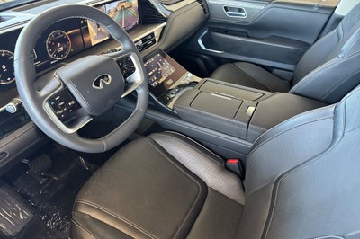 2025 INFINITI QX80 Luxe 2WD