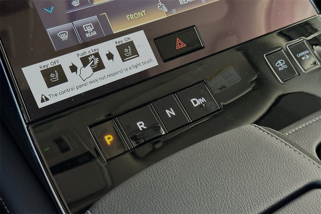 2025 INFINITI QX80 Sensory 4WD