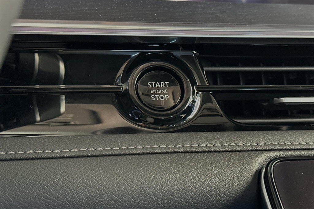 2025 INFINITI QX80 Sensory 4WD