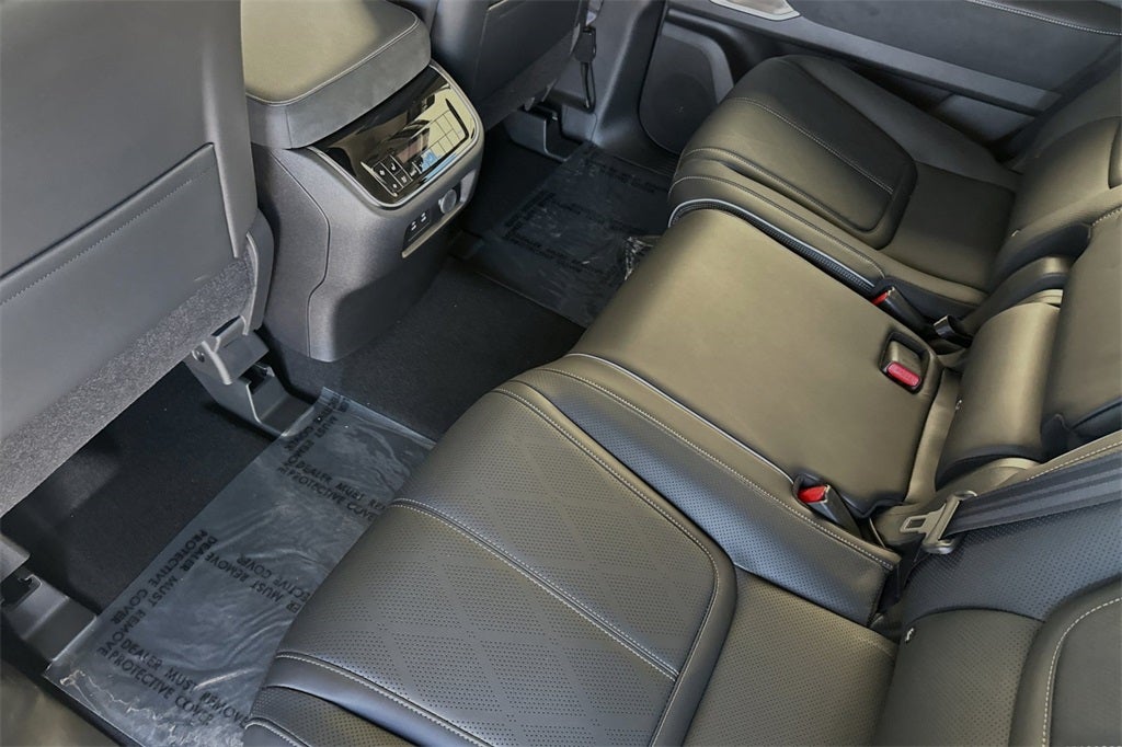 2025 INFINITI QX80 Sensory 4WD