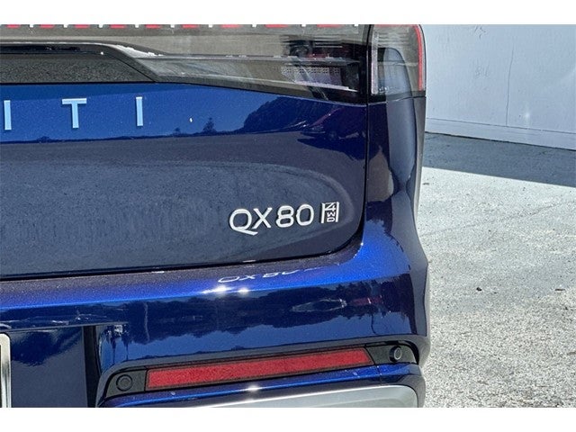 2025 INFINITI QX80 Sensory 4WD