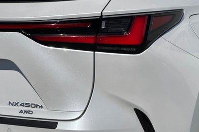2023 Lexus NX 450h+ Luxury