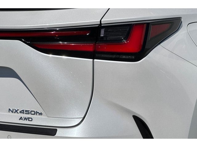 2023 Lexus NX 450h+ Luxury