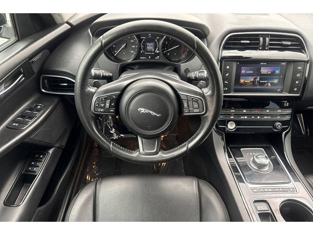 2017 Jaguar XE 35t Premium