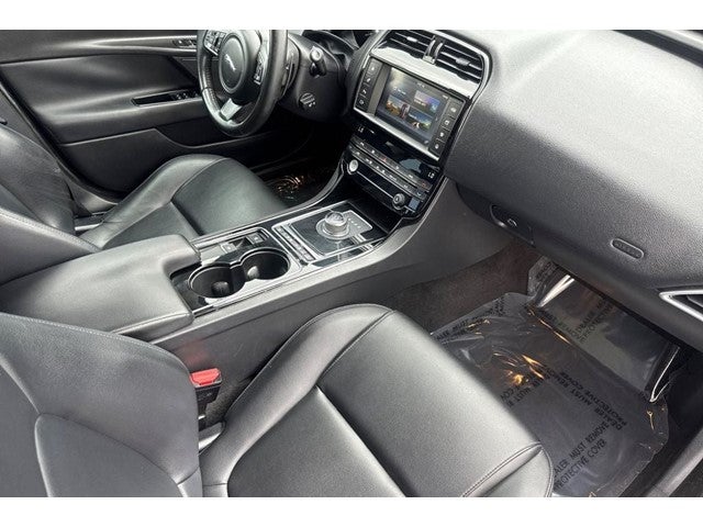 2017 Jaguar XE 35t Premium