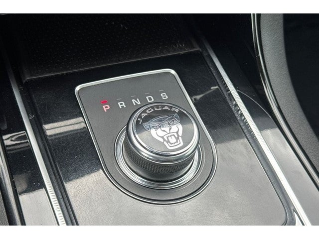 2017 Jaguar XE 35t Premium