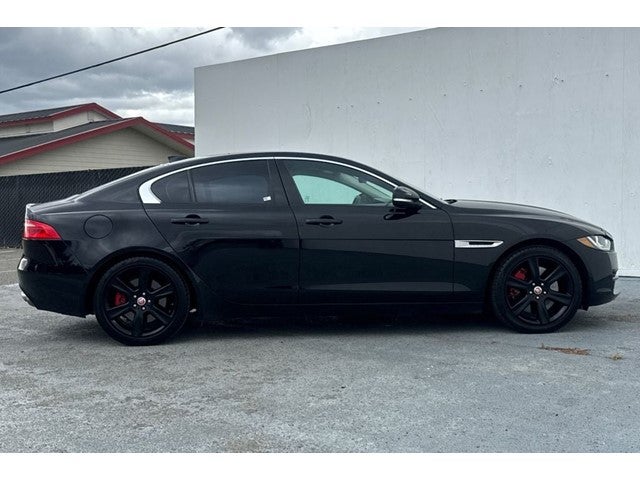2017 Jaguar XE 35t Premium