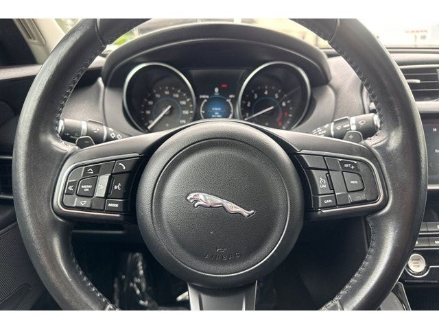 2017 Jaguar XE 35t Premium