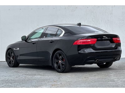 2017 Jaguar XE 35t Premium