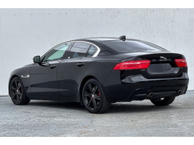 2017 Jaguar XE 35t Premium