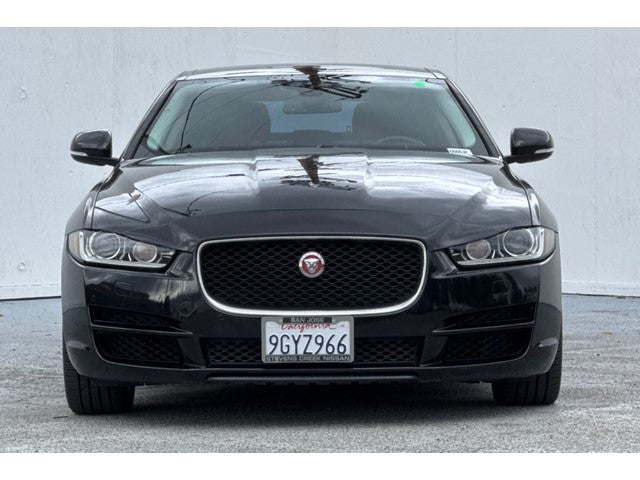2017 Jaguar XE 35t Premium