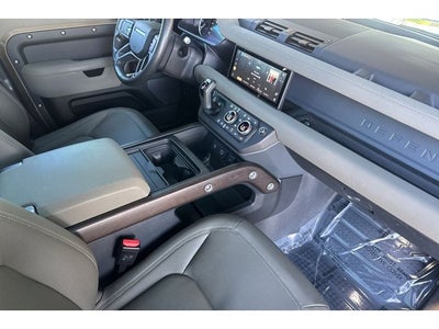 2023 Land Rover Defender 110 X-Dynamic SE
