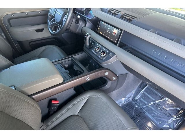 2023 Land Rover Defender 110 X-Dynamic SE