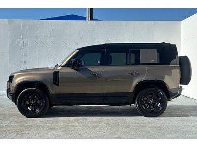 2023 Land Rover Defender 110 X-Dynamic SE