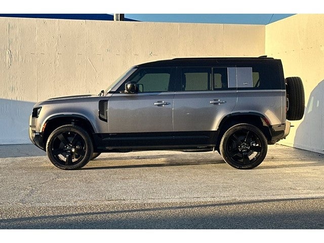 2021 Land Rover Defender 110 X-Dynamic HSE