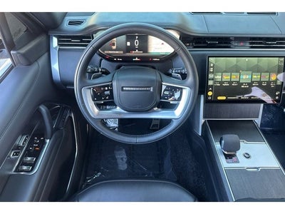 2025 Land Rover Range Rover SE