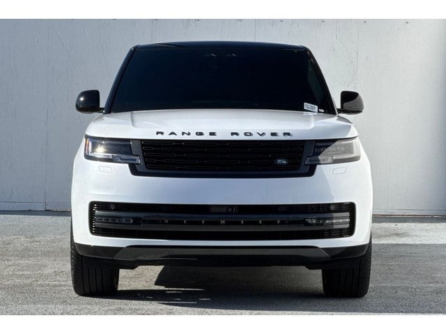 2025 Land Rover Range Rover SE