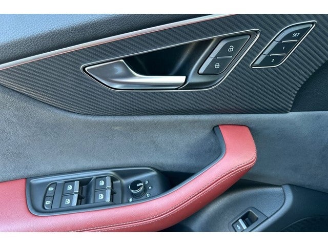 2024 Audi SQ8 4.0T Prestige quattro