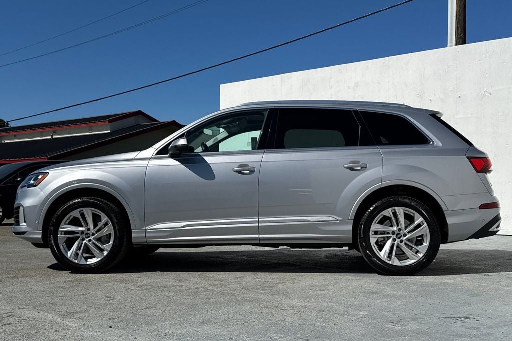 2022 Audi Q7 55 Premium Plus quattro