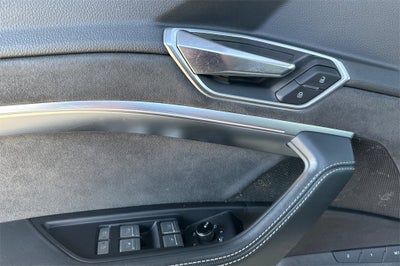 2022 Audi e-tron S Prestige quattro