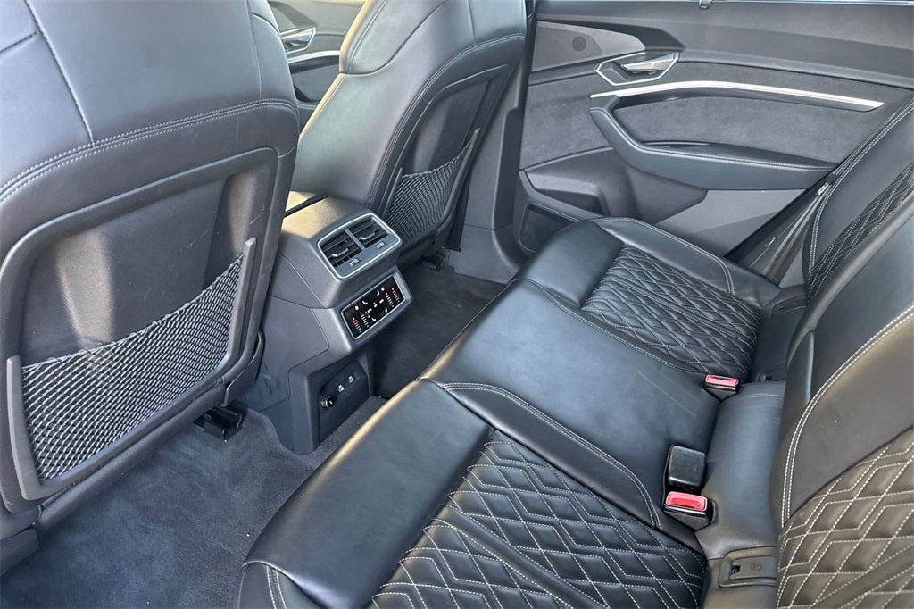 2022 Audi e-tron S Prestige quattro