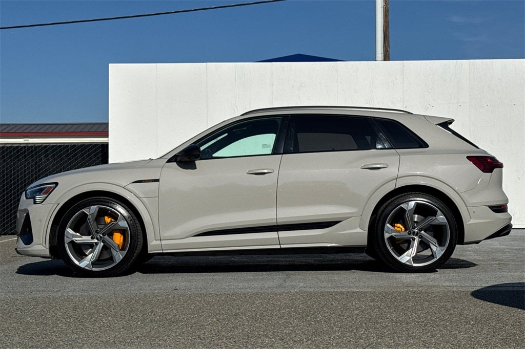2022 Audi e-tron S Prestige quattro
