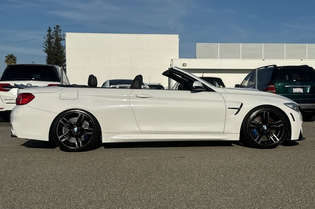 2015 BMW M4 .