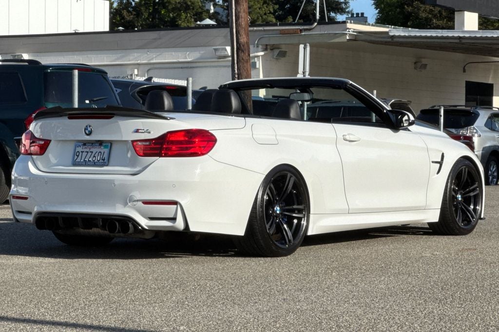 2015 BMW M4 .