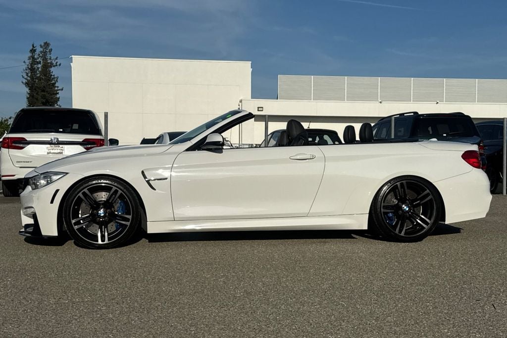 2015 BMW M4 .